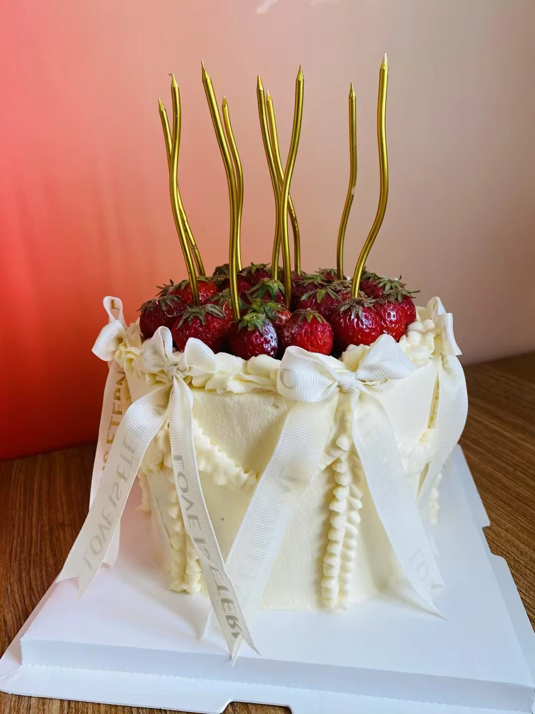 Elegant Wedding Cake